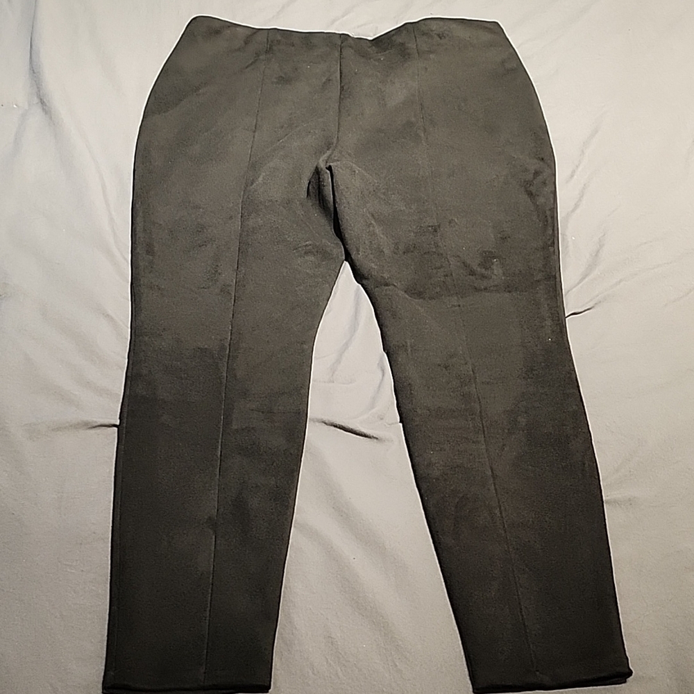 Chico's Black Straight Leg Pants - Picture 12 of 12